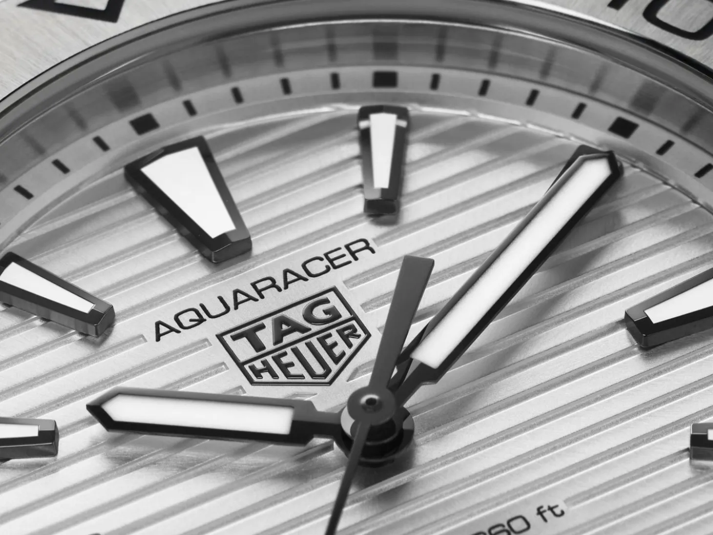 Watches For Men<TAG Heuer Aquaracer Professional 200